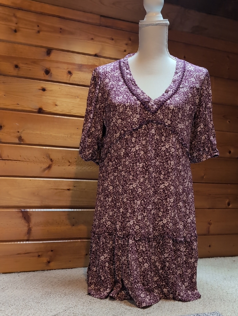 Knox Rose Plum Floral V-Neck Short Sleeve Dress